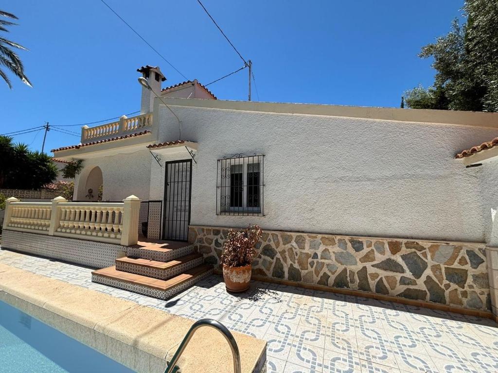 Villa Con Piscina A 5 Min A Pie De La Playa Y Pau5 El Campello Exteriör bild